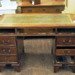 134 2020 WRITING DESK